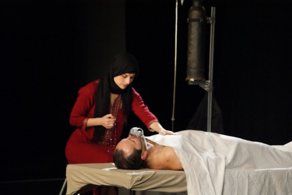 "Je suis encore en vie", Tarmac.