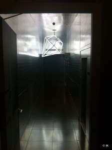 Le lustre "diamant" / Photo I.Karabayinga