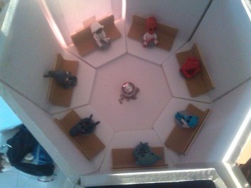 Petit aperçu de l'élément central de la pièce "Le cosmos nous fait rêver"par Véronique Binst et Gwénnaëlle La Rosa à Sidération le 21 mars 2014