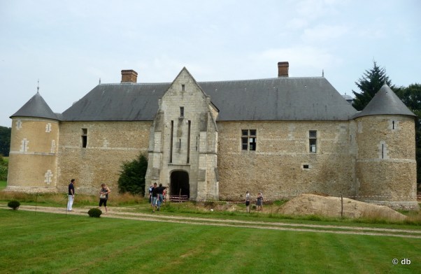 Le Manoir du Catel/fouilles