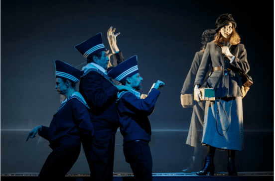 "Les derniers jours de l'humanité", : Sylvia Bergé, Bruno Raffaelli, Denis Podalydès, Pauline Clément © Comédie-Française/C. Raynaud de Lage