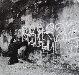 _1967 Paris_Zlotykamien_Dessins à la craie_archives Eliane et Gérard Zlotykamien_courtesy galerie Mathgoth